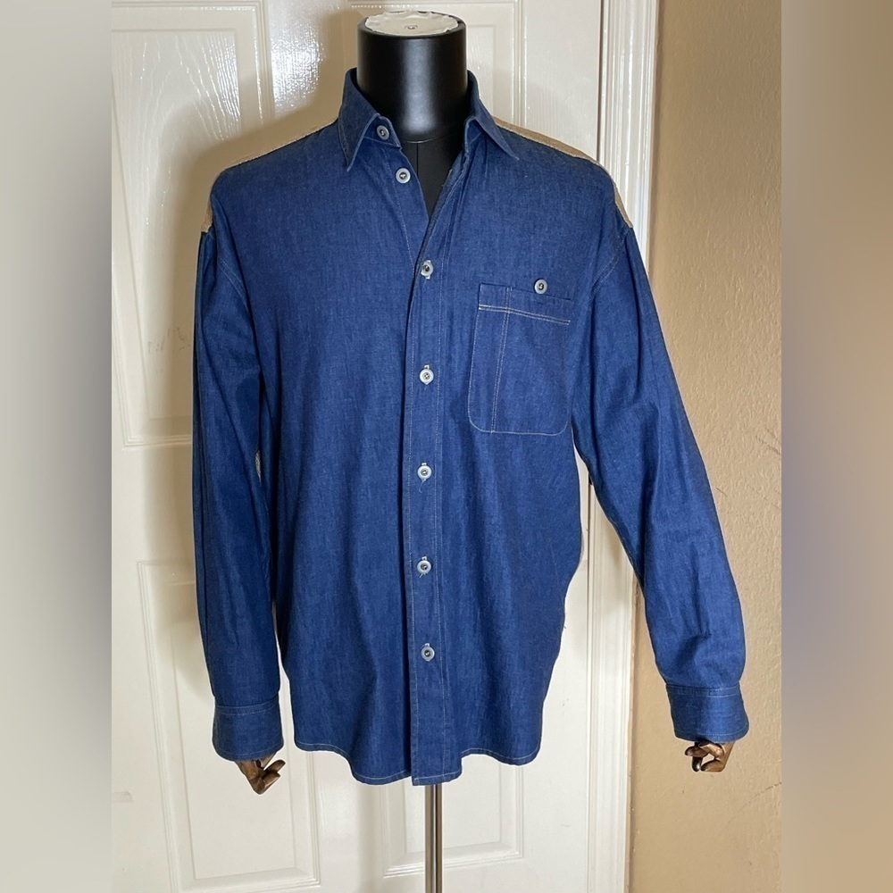 Marcos Ergas Denim/ Burlap Button Down Shirt  Medium​​​​​​​​​​​​​ - Picture 13 of 14